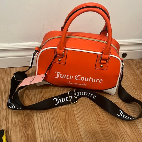 Juicy Couture Handbags - Juicy Couture Crossbody Bag